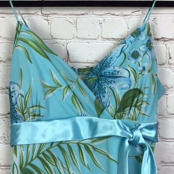 Studio Y. Layered Chiffon and satin floral asymmetrical sundress.  Size 13 - Picture 4 of 6